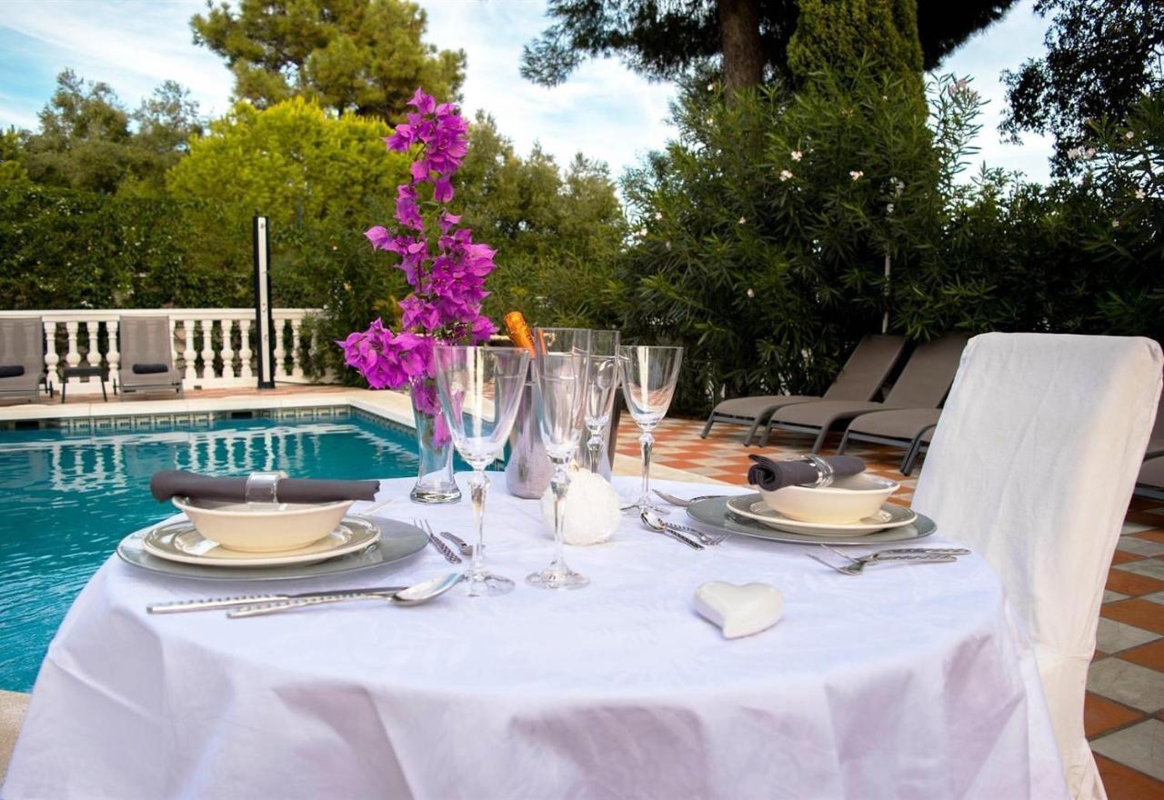 Villa Domus Vesta Marbella Exterior photo